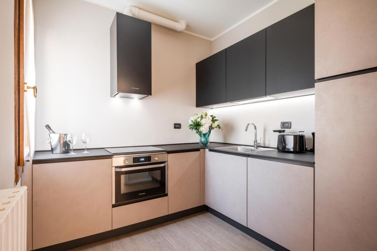 Accademia Apartments R&R ヴェネツィア エクステリア 写真